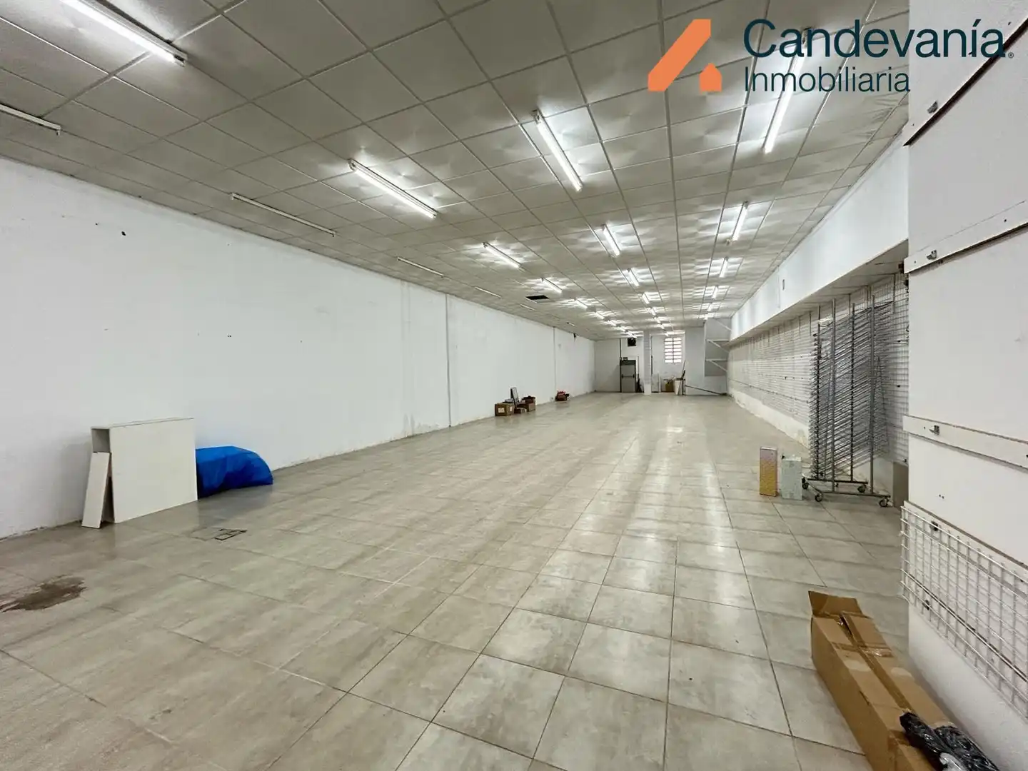 Local comercial de lloguer a Avenida Zaragoza, imagen 5