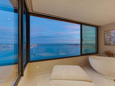Apartamento con piscina en venta en Gregorio marañon