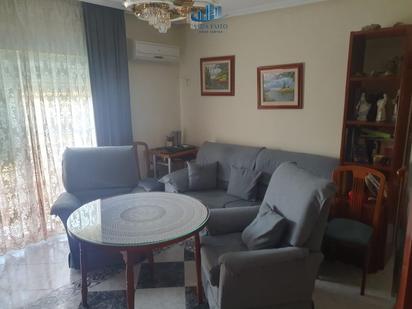 Living room of Flat for sale in  Jaén Capital  with Air Conditioner, Heating and Balcony