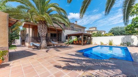 Elegante Chalet Pareado en Mutxamel, Bild 5