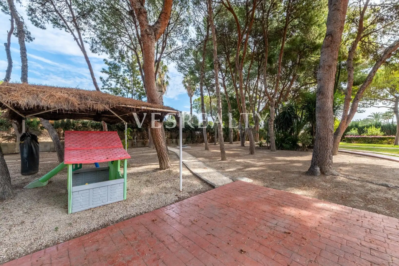 Jardí de Casa o xalet en venda en Alicante / Alacant amb Calefacció, Jardí privat i Terrassa
