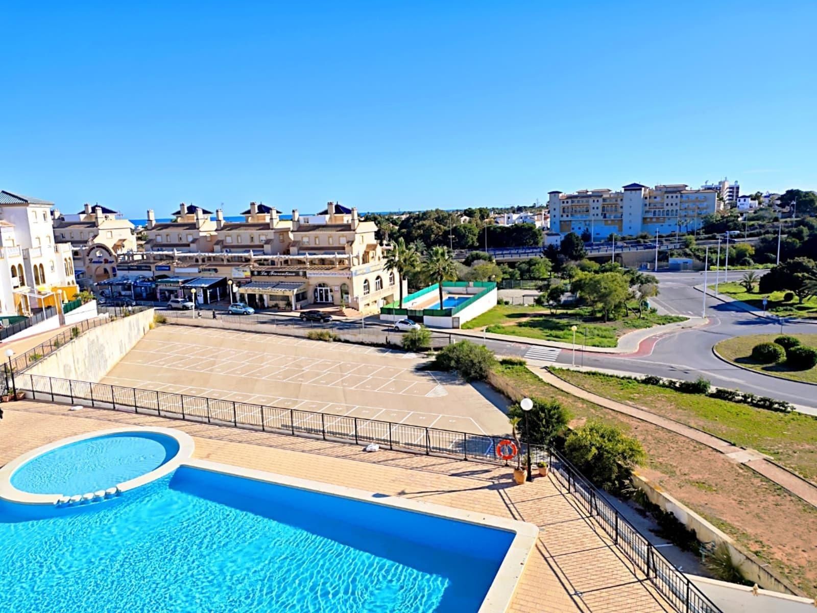 Piscina de Apartament en venda en Orihuela