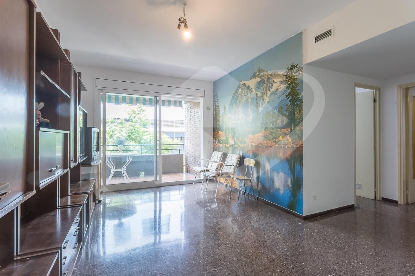 Flat for sale in Sabadell  with Balcony