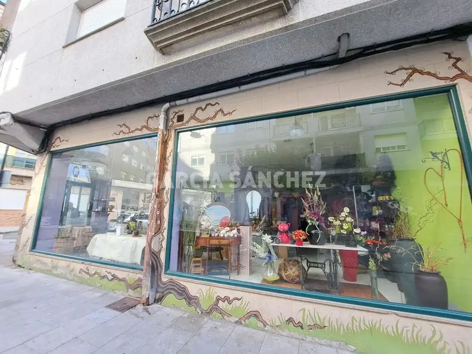 Business premises to rent in Boiro, imagen 5