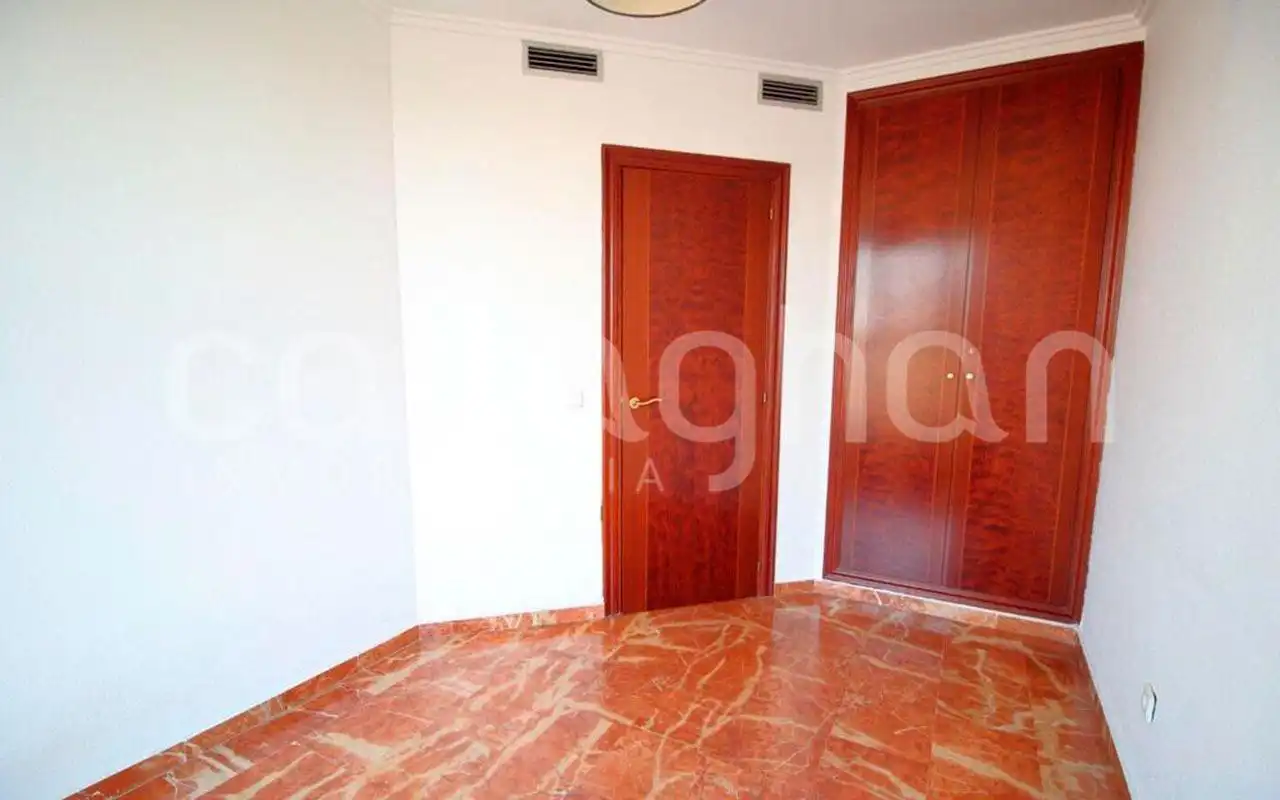 Piso en venta en Calle PROFESSOR LOPEZ PIÑERO, Ciutat de les Ciències i de les Arts - Justicia
