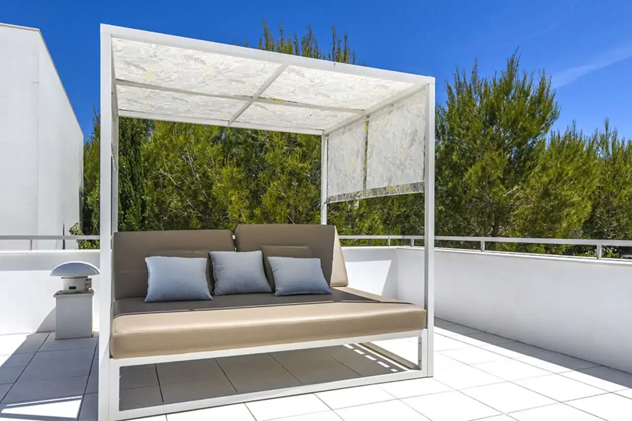 Chalet con piscina en venta en Avenida Avenida Colinas, imagen 5