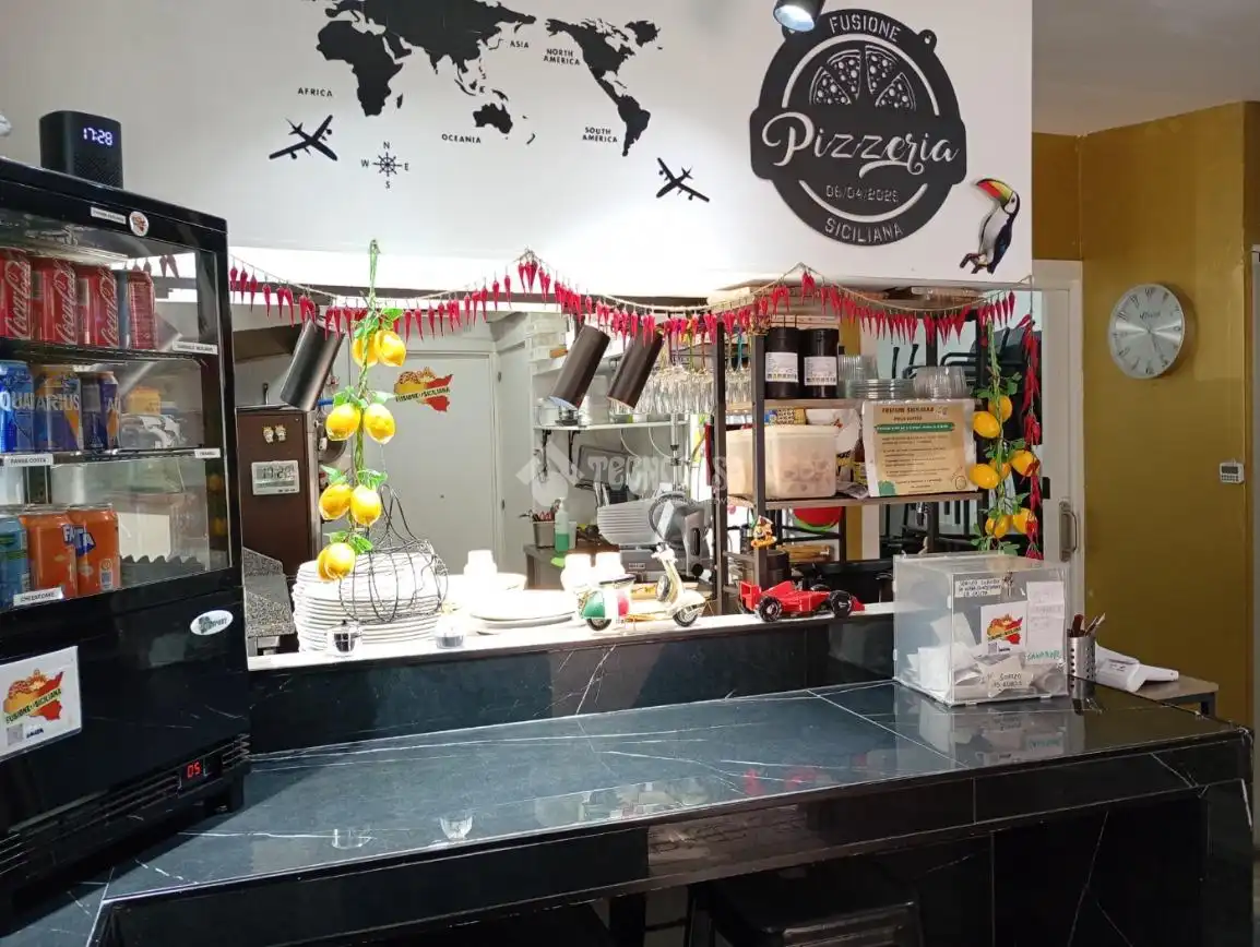Local comercial en venda a Latina, imagen 6