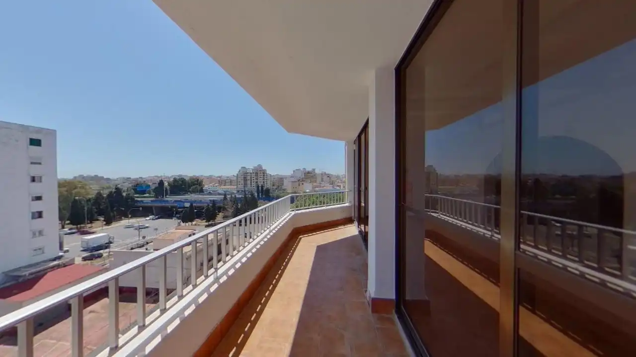 Flat for sale in Llevant