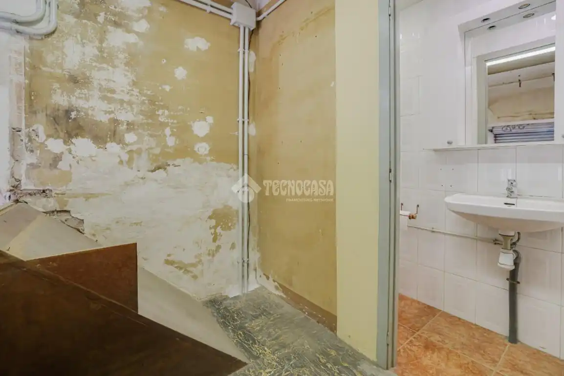 Badezimmer von Geschaftsraum zur Miete in Centre - Sant Josep - Sanfeliu