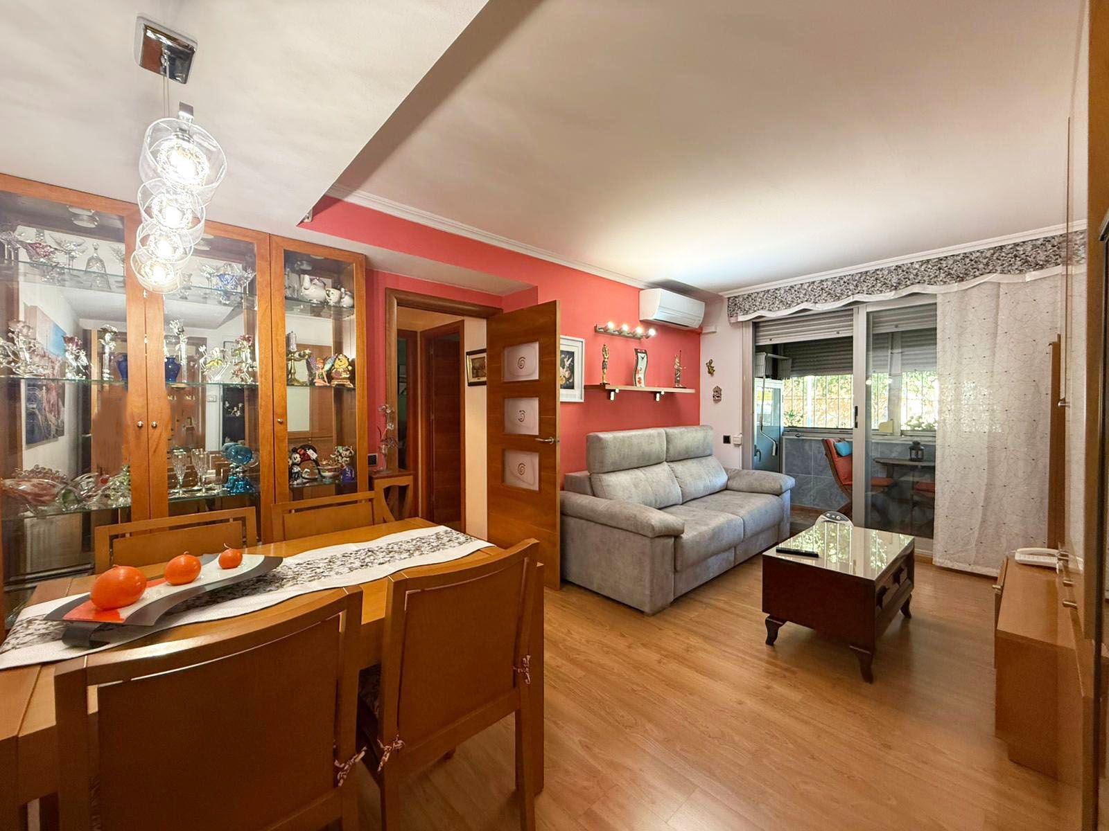 Bedroom of Planta baja for sale in  Barcelona Capital  with Heating and Balcony