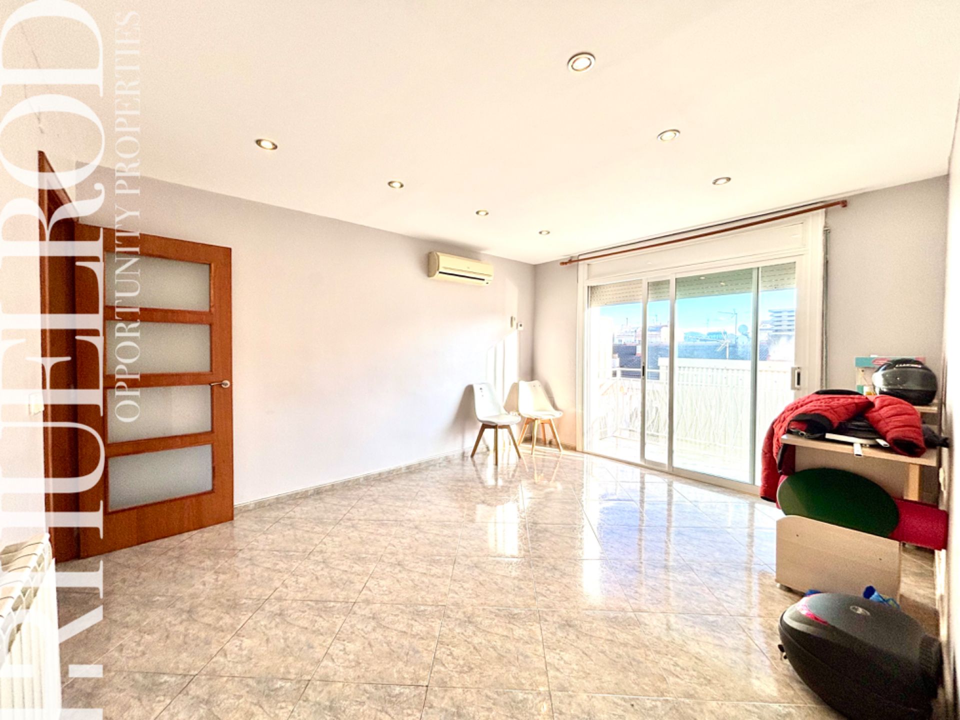 Living room of Flat for sale in Pineda de Mar  with Air Conditioner, Heating and Furnished