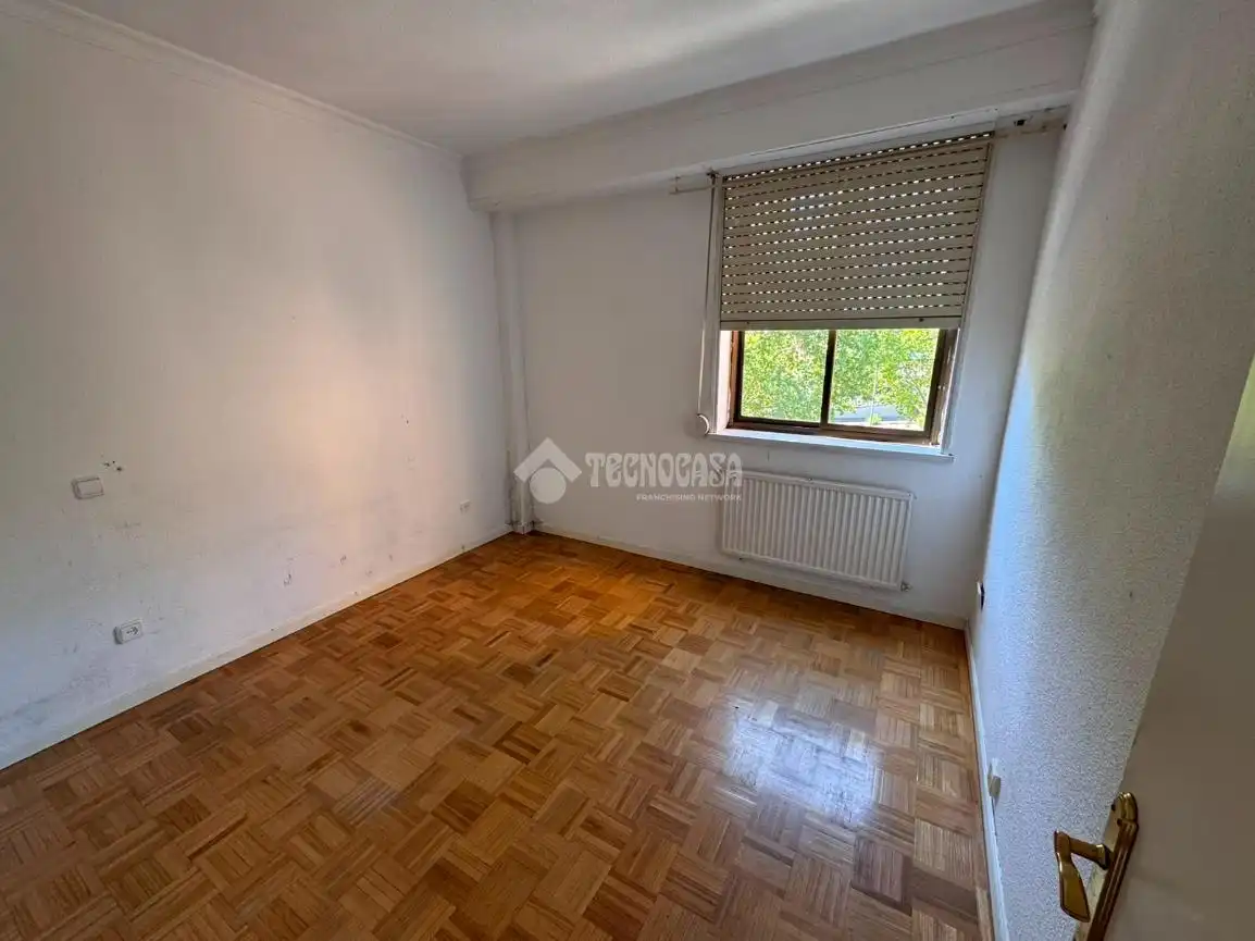 Dormitori de Pis en venda en Madrid amb Calefacció i Parquet