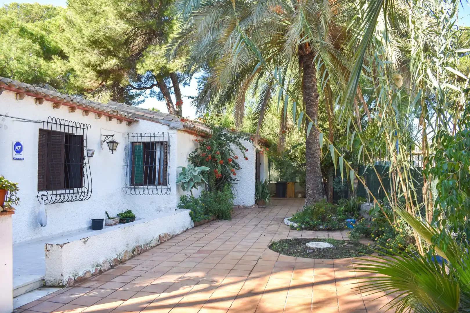 House with garden for sale in Orihuela Costa