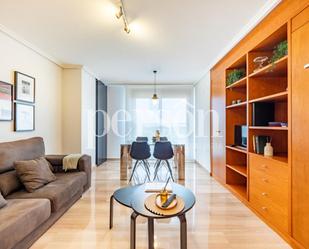 Sala d'estar de Estudi de lloguer en  Valencia Capital amb Aire condicionat, Calefacció i Moblat