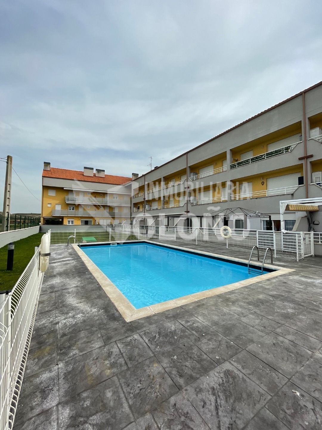 Piscina de Dúplex en venda en Cuzcurrita de Río Tirón amb Calefacció, Parquet i Terrassa