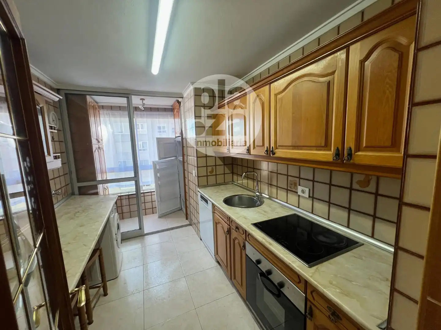 Cocina de Piso de alquiler en Burgos con Calefacción, Terraza y Trastero