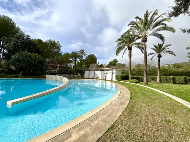 Apartamento en Alquiler en Portals Nous