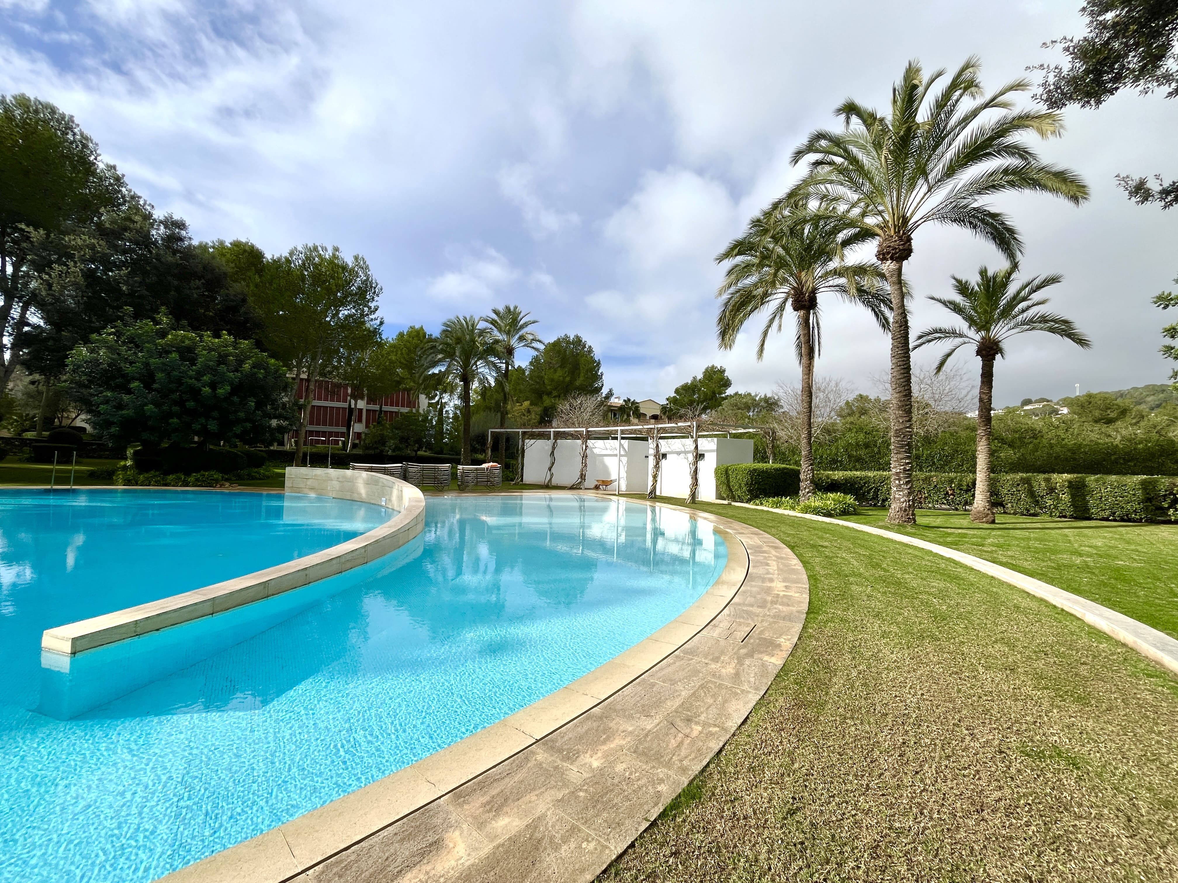 Piscina de Apartament de lloguer en Calvià amb Aire condicionat, Moblat i Piscina comunitària