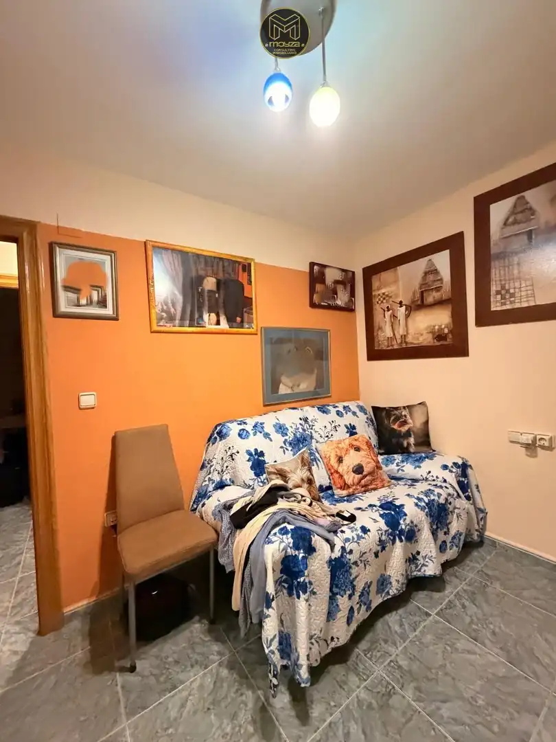 Schlafzimmer von Wohnung zum Verkauf in Jaén mit Klimaanlage, Heizung und Privatgarten