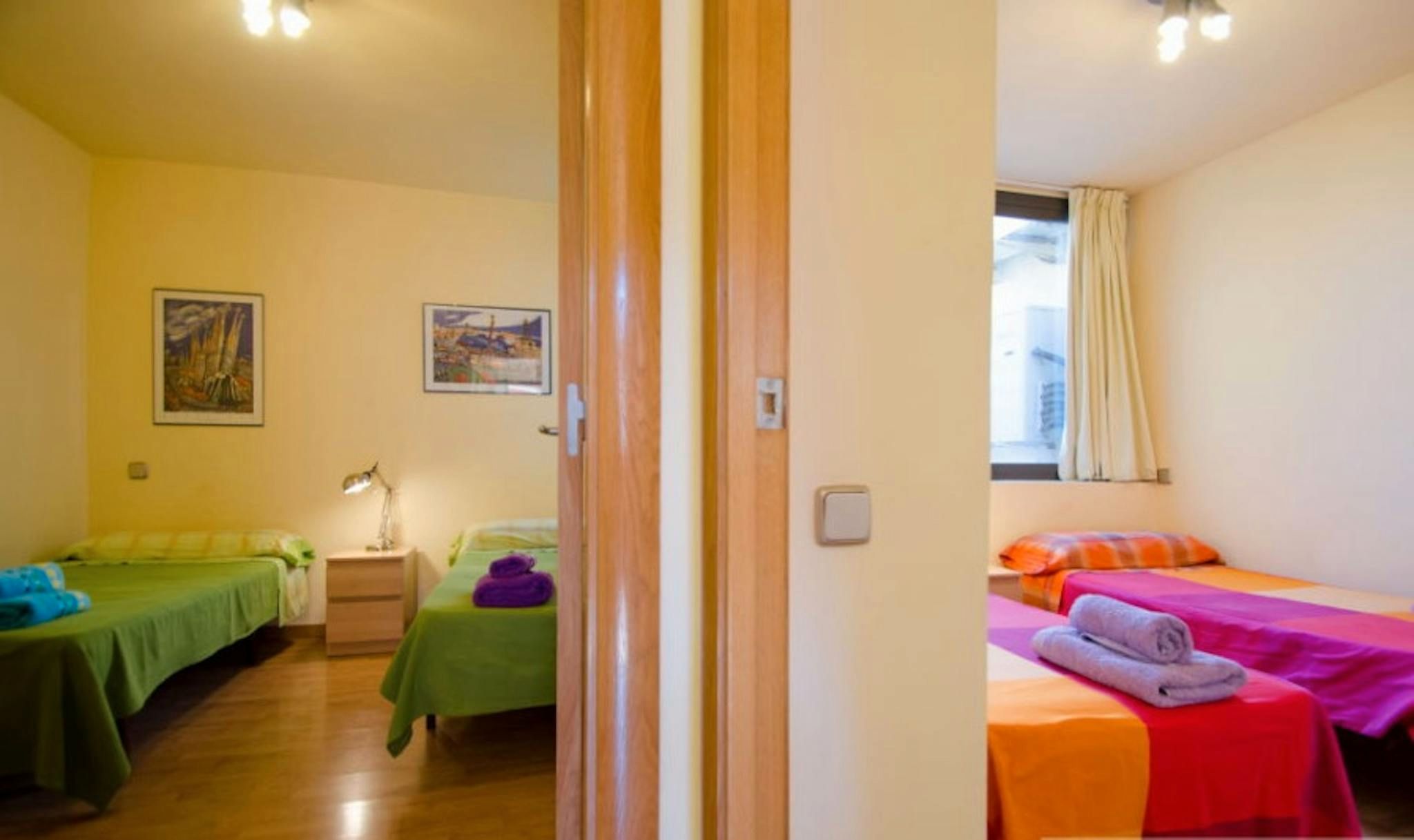 Dormitori de Pis de lloguer en  Barcelona Capital amb Aire condicionat, Calefacció i Moblat