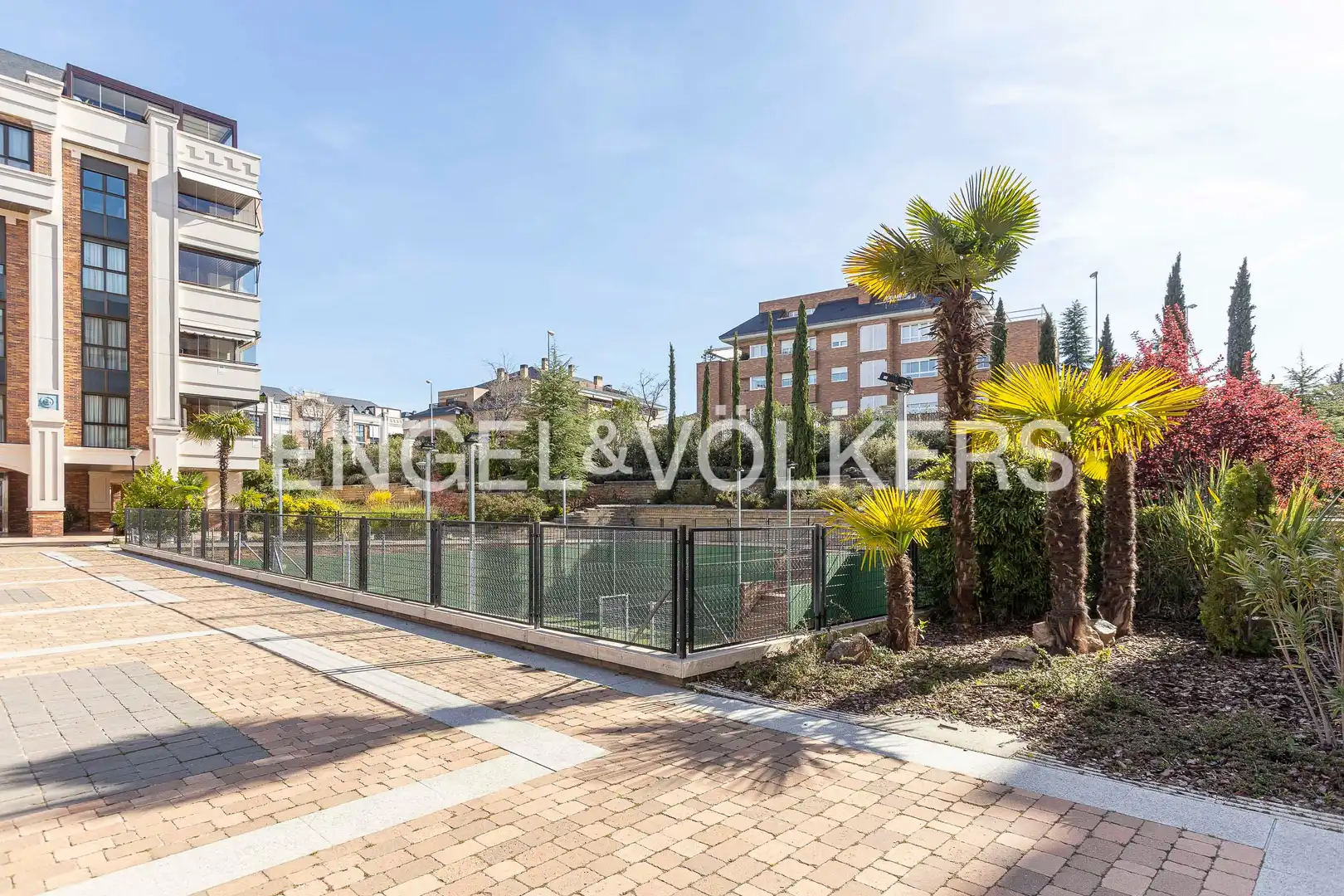 Terrassa de Pis en venda en Majadahonda amb Aire condicionat, Calefacció i Terrassa
