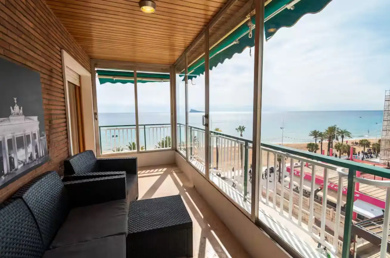 Terrasse von Wohnungen zur Miete in Benidorm mit Klimaanlage, Parkett und Möbliert