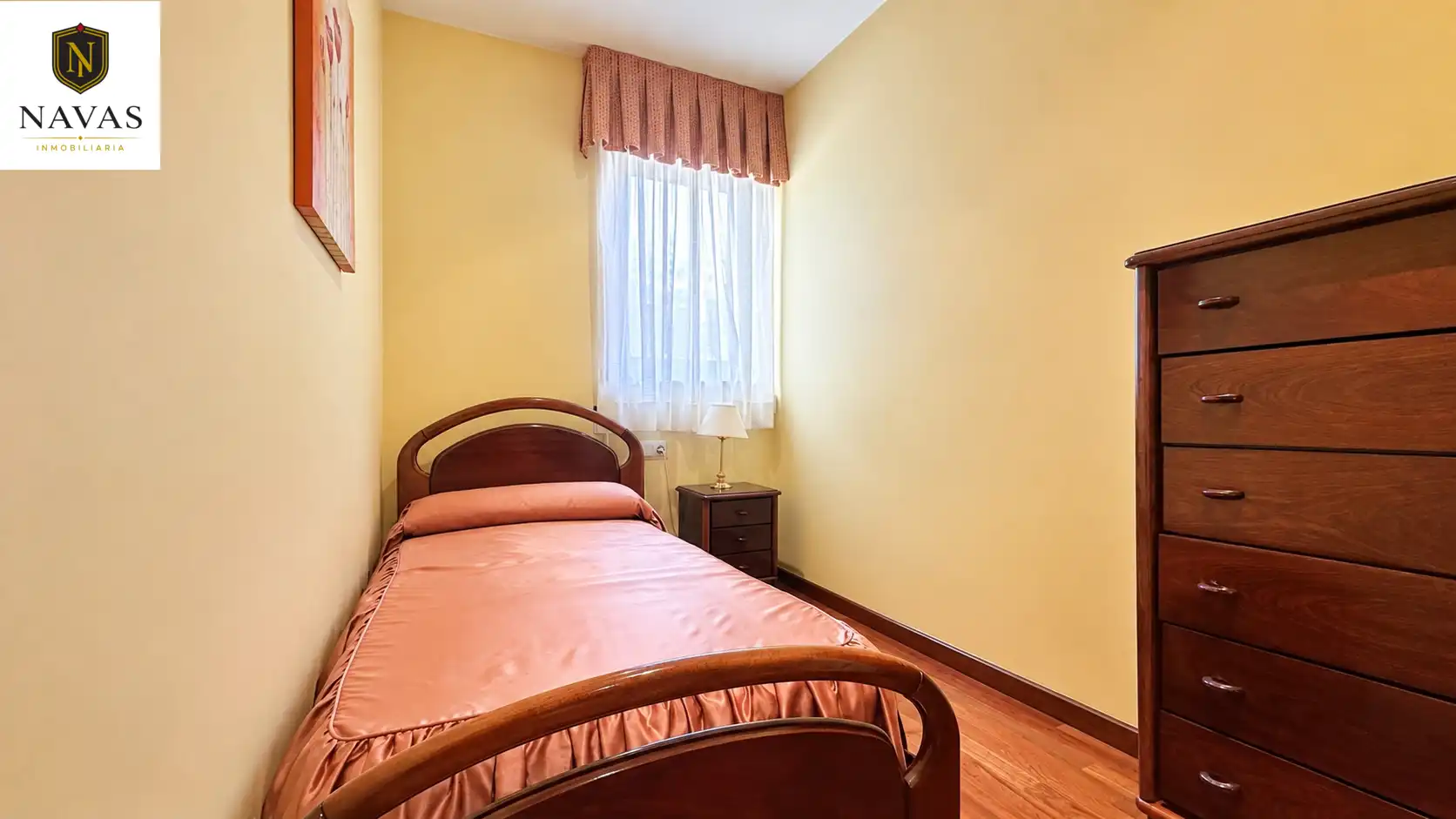 Bedroom of Flat for sale in Vigo   with Heating, Parquet flooring and Furnished