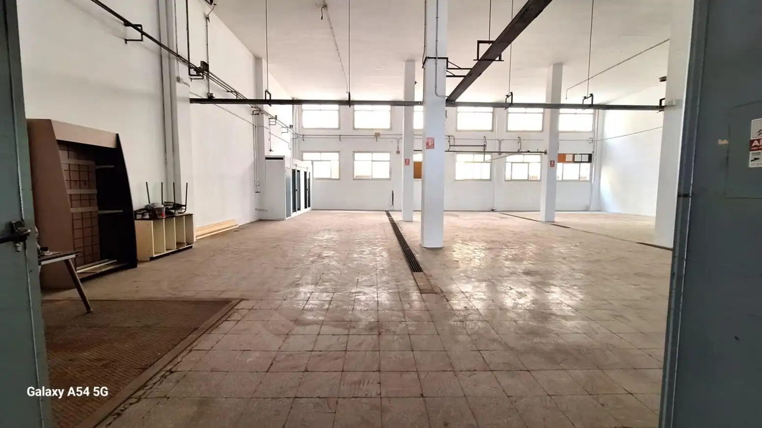 Fabrikhallen zur Miete in Mataró