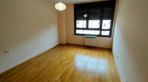 Foto 3 de Piso de alquiler en Calle Luis Quintanilla Isasi, Alisal - San Román, Santander