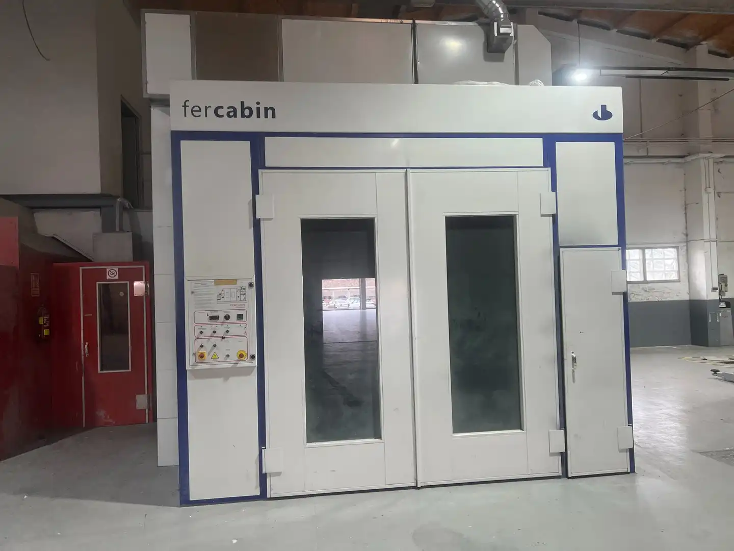 Fabrikhallen zur Miete in Narón mit Alarm