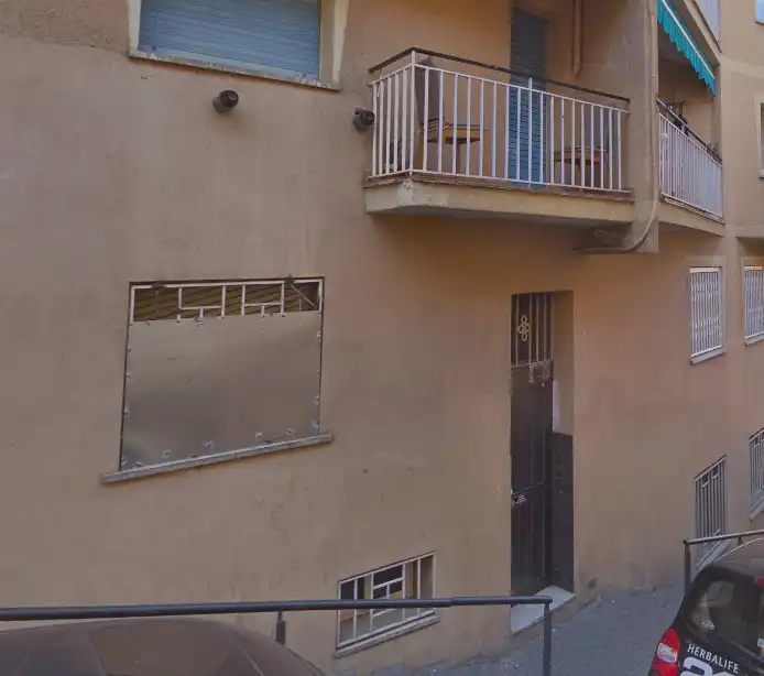 Exterior view of Apartments for sale in Santa Coloma de Gramenet