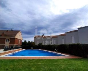 Piscina de Casa o xalet en venda en Vandellòs i l'Hospitalet de l'Infant