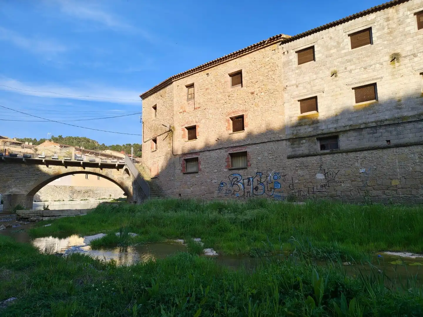 Vista exterior de Edifici en venda en Monistrol de Calders