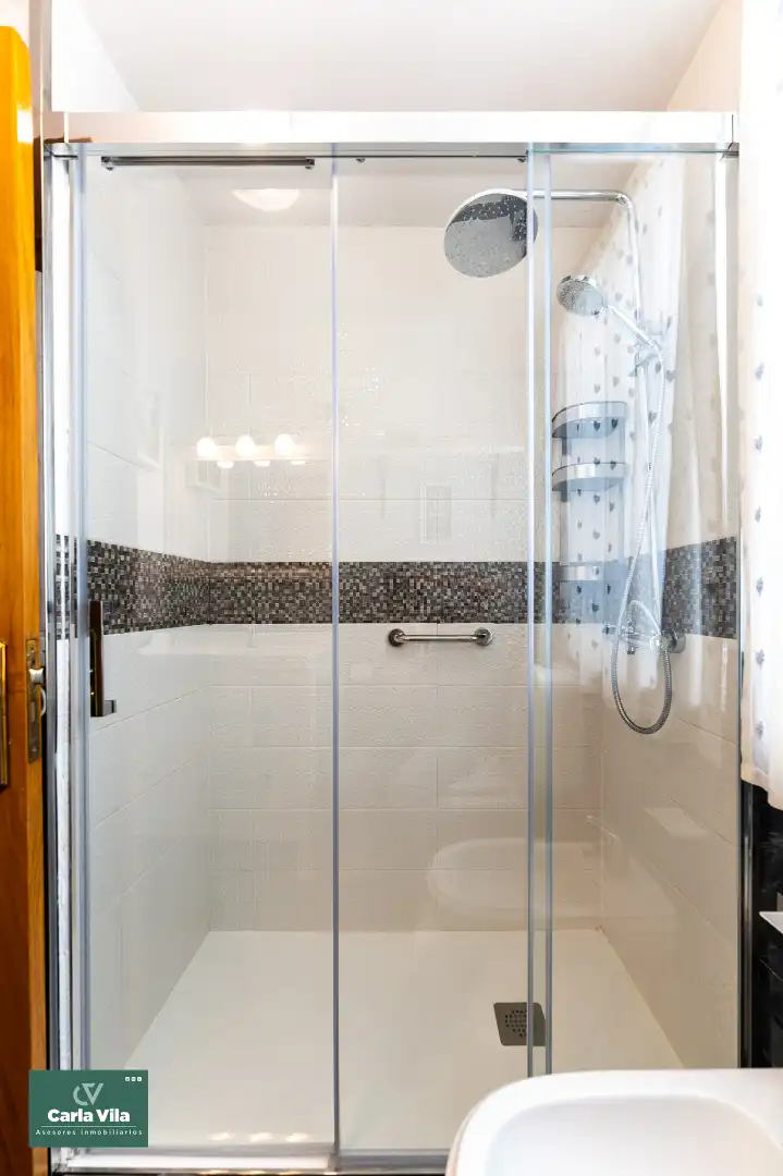 Bathroom of Flat for sale in Lugo  with Heating, Parquet flooring and Furnished