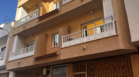 Foto 2 de Edifici en venda a Calle Oasis, 26, Guargacho, Arona