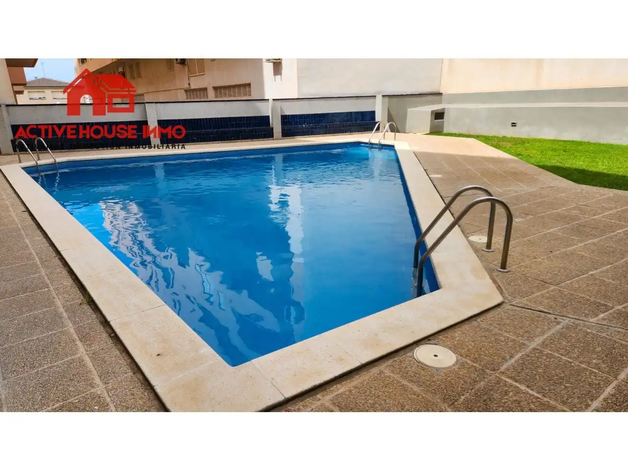 Piscina de Pis en venda en La Ràpita amb Aire condicionat, Jardí privat i Terrassa