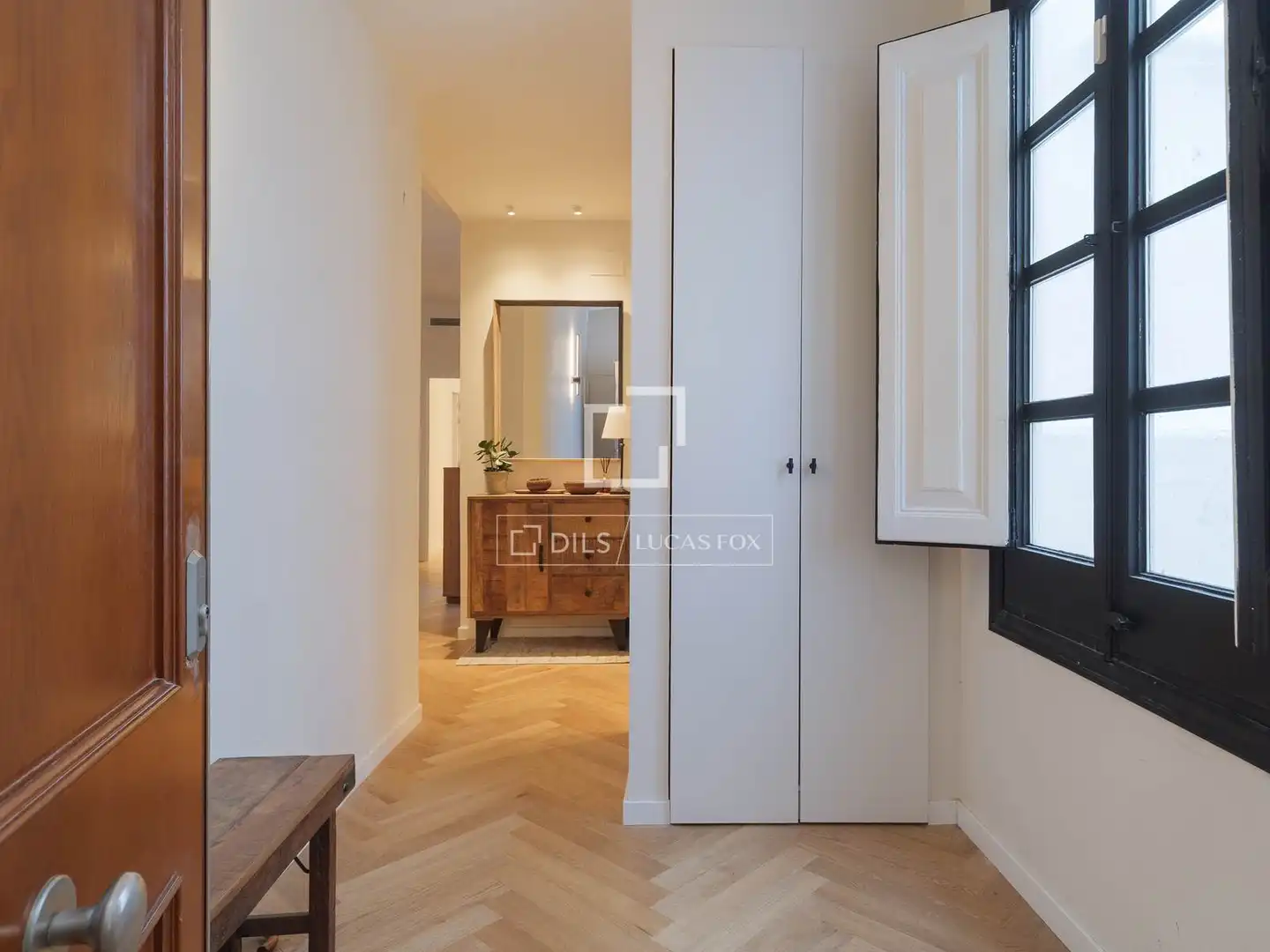 Wohnung zum Verkauf in Barcelona mit Klimaanlage, Heizung und Parkett
