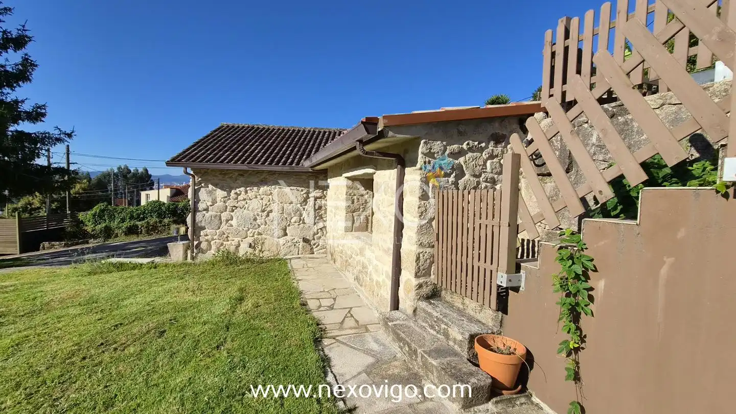Vista exterior de Casa o chalet en venta en Moaña con Jardín privado, Terraza y Amueblado
