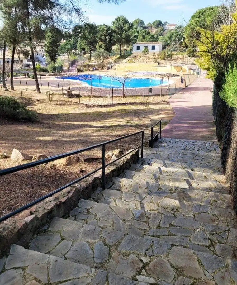 Piscina de Casa o xalet en venda en Córdoba amb Aire condicionat, Calefacció i Piscina