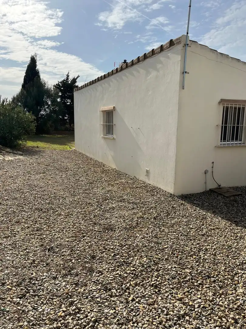 Außenansicht von Country house zum Verkauf in Chiclana de la Frontera mit Privatgarten, Abstellraum und Schwimmbad