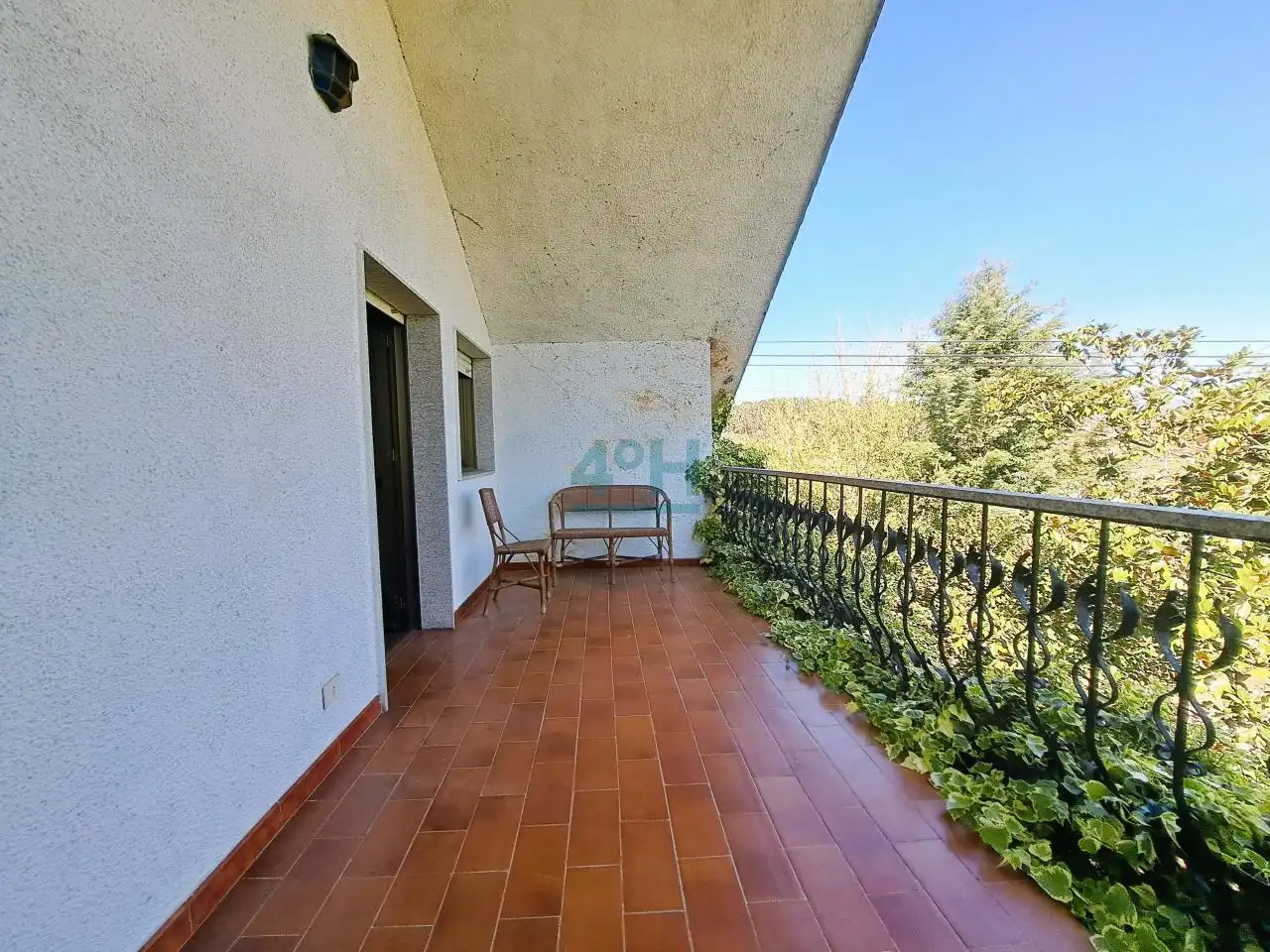 Terrassa de Casa o xalet en venda en San Cibrao das Viñas amb Calefacció, Jardí privat i Terrassa