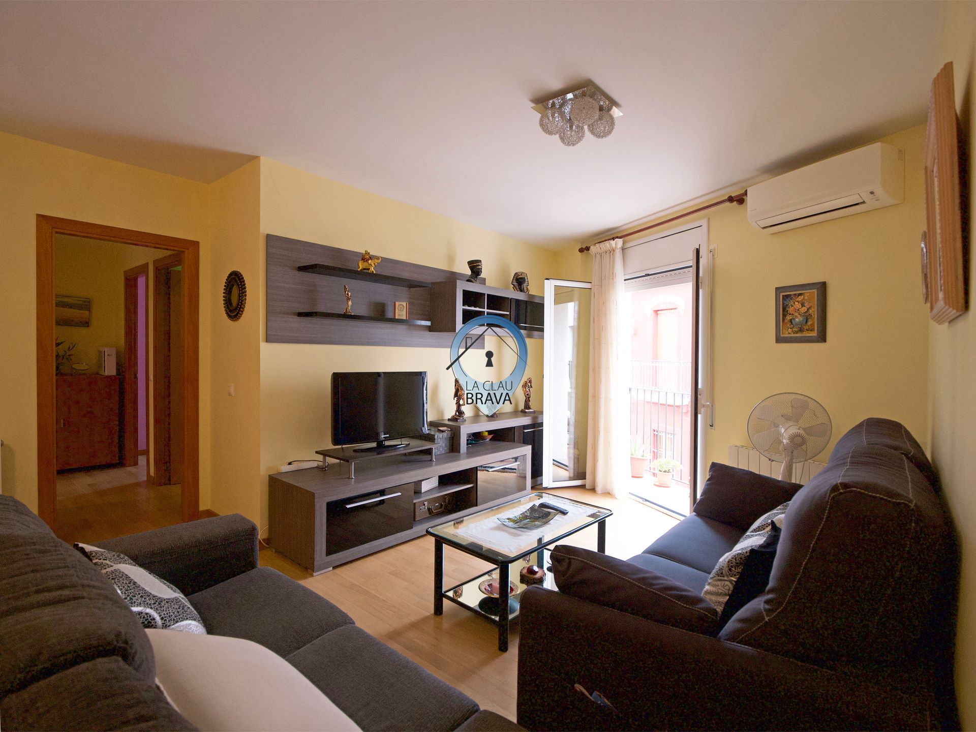 Living room of Flat for sale in Sant Feliu de Guíxols  with Air Conditioner, Heating and Storage room