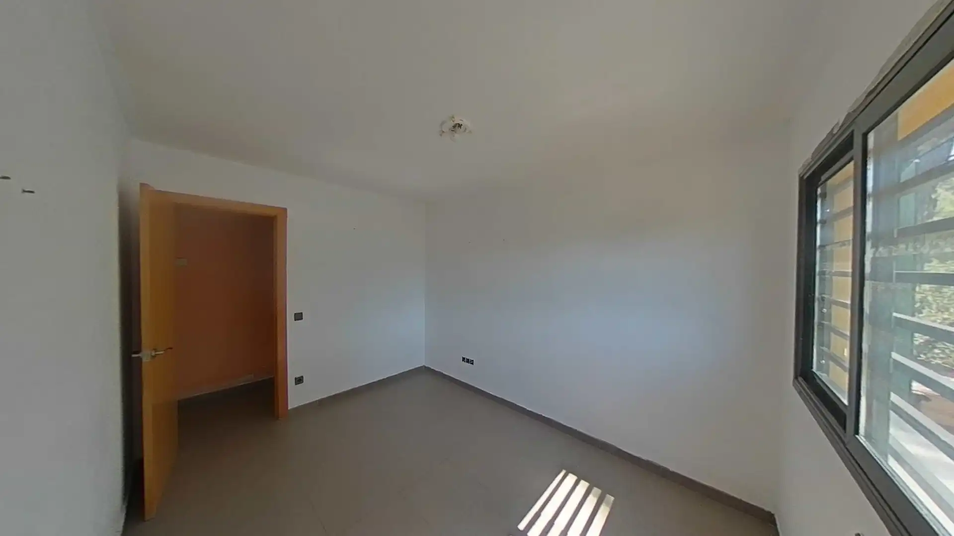 Casa amb jardí en venda a ANTONI TÀPIES, imagen 10