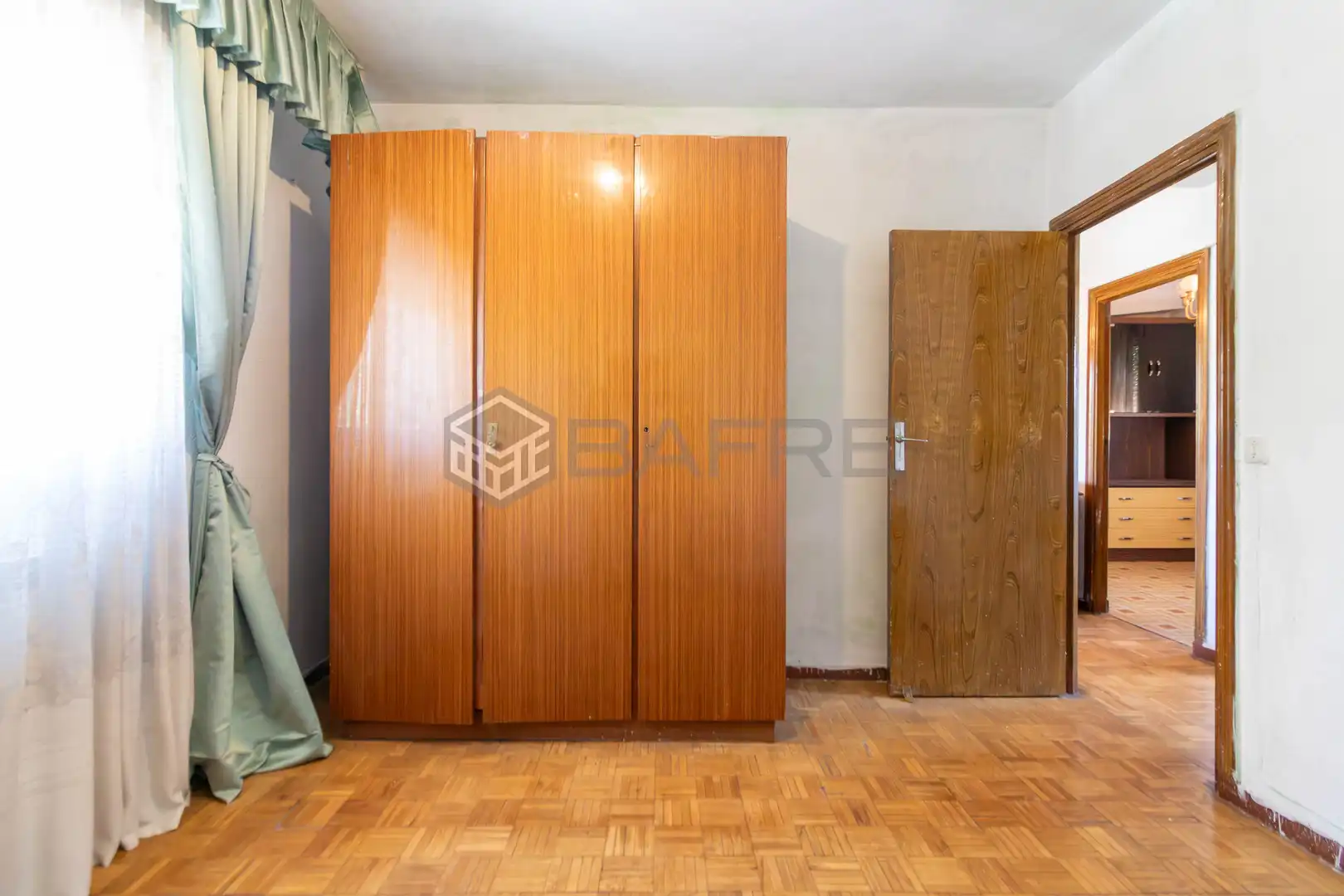 Habitación de Piso en venta en Madrid con Terraza