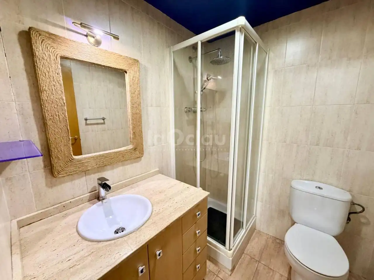 Bany de Apartament en venda en Vic amb Calefacció