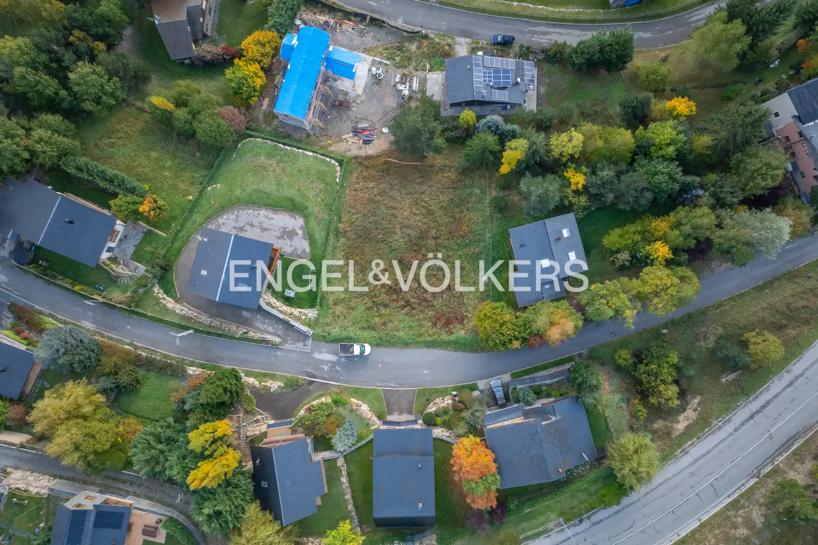 Houses for sale in Alp  with Heating, Private garden and Parquet flooring