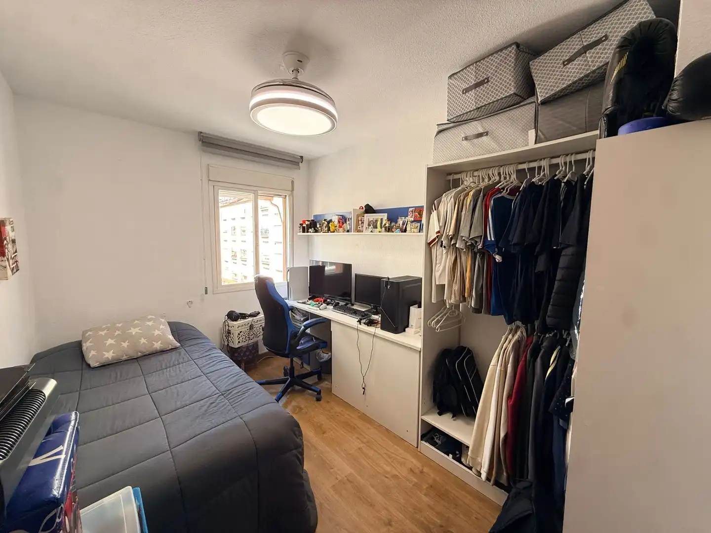 Habitación de Dúplex en venta en Badajoz con Aire acondicionado y Calefacción