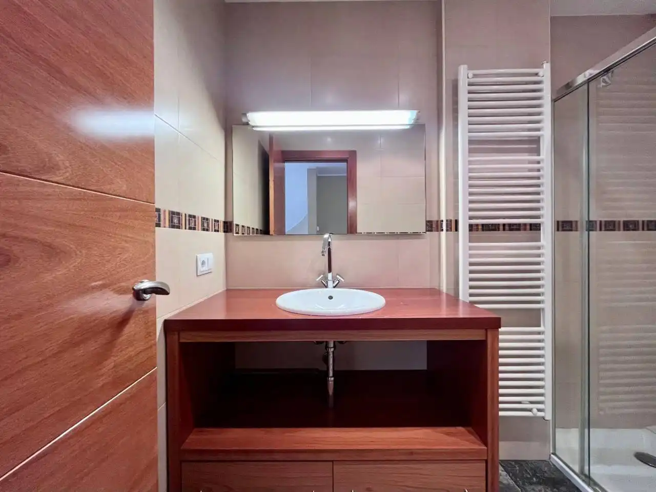 Bany de Casa o xalet de lloguer en Sant Sadurní d'Anoia amb Calefacció, Parquet i Terrassa