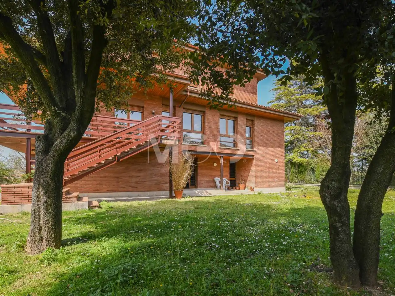 Exterior view of Houses for sale in Manlleu  with Heating, Private garden and Terrace