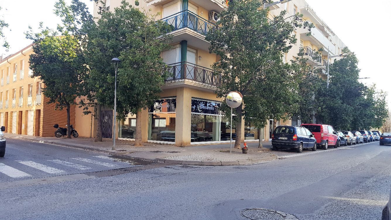 Vista exterior de Local de lloguer en Tortosa